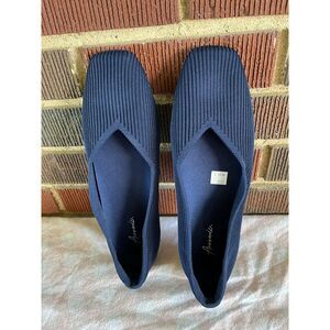 NEW Women's Arromic square toe ballet flats